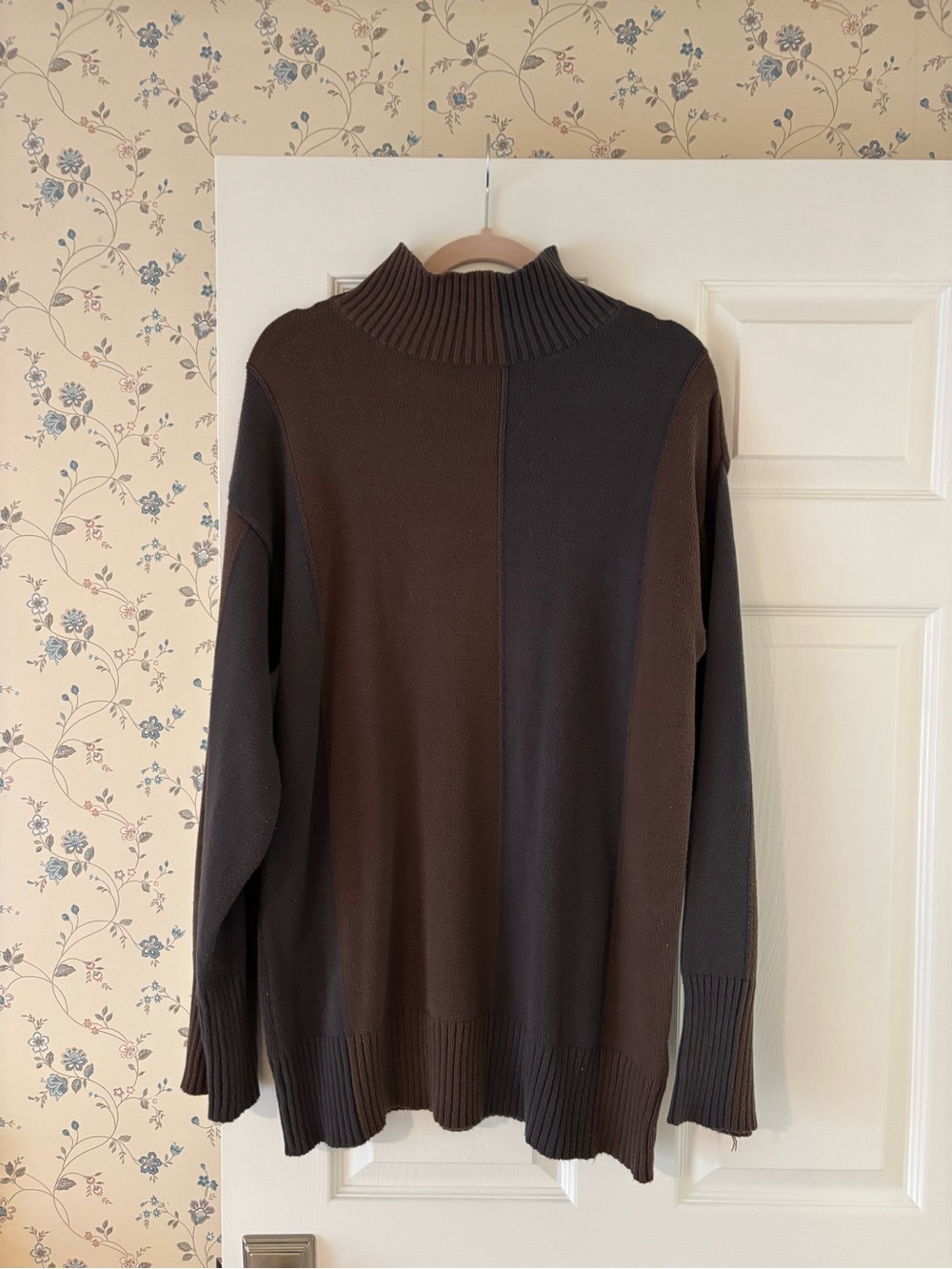 Na-Kd Mock Neck Sweater